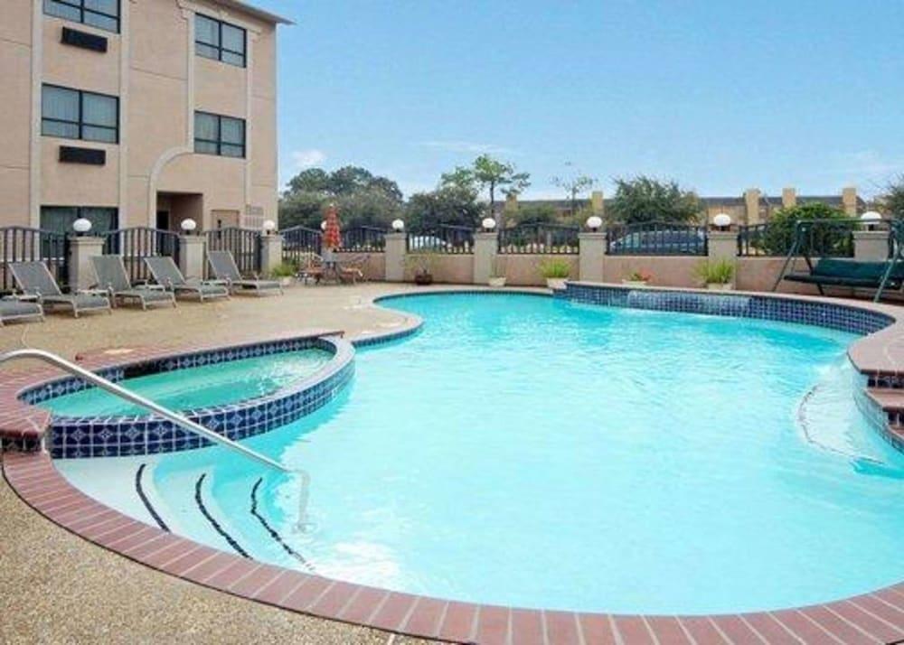 Comfort Suites - Near The Galleria Хюстън Екстериор снимка